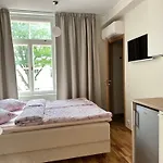 Cozy In Heermeyer *